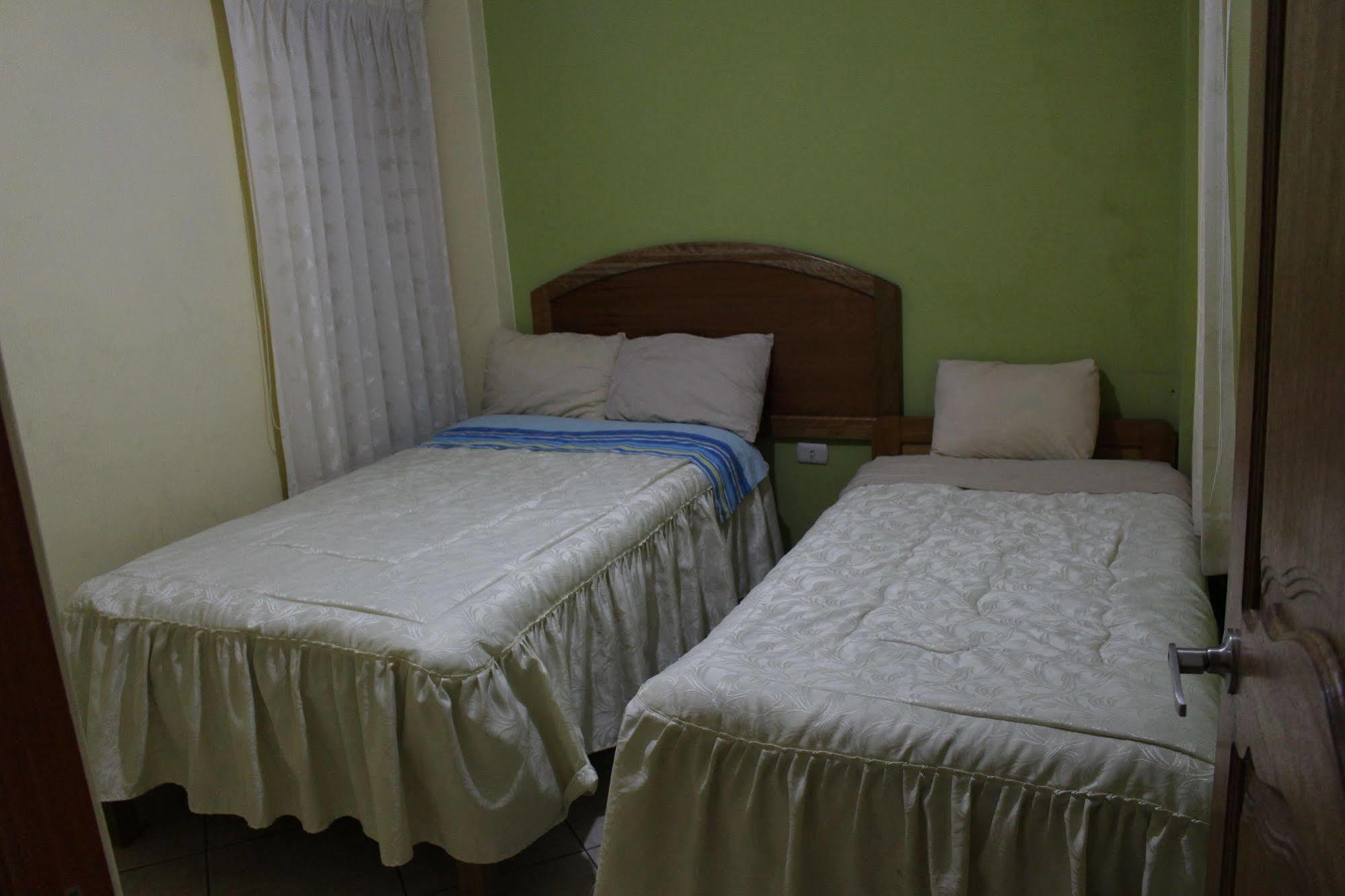 Posada De Percybal Lago Inn Puno Extérieur photo